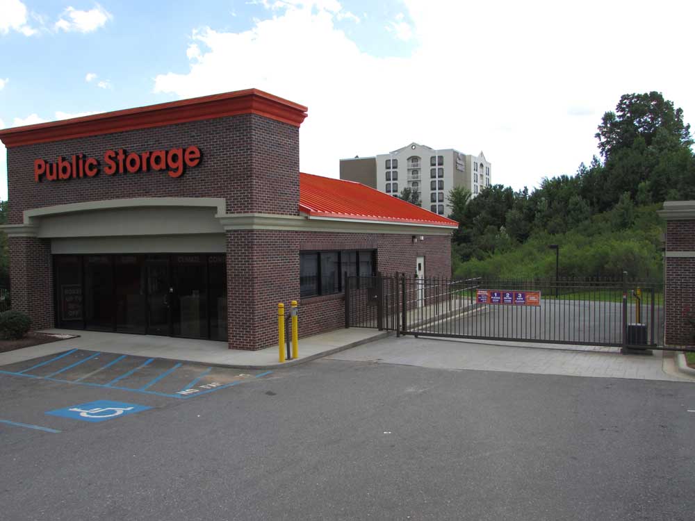 Public Storage | 7828 N Tryon St, Charlotte, NC 28262, USA | Phone: (704) 266-1490