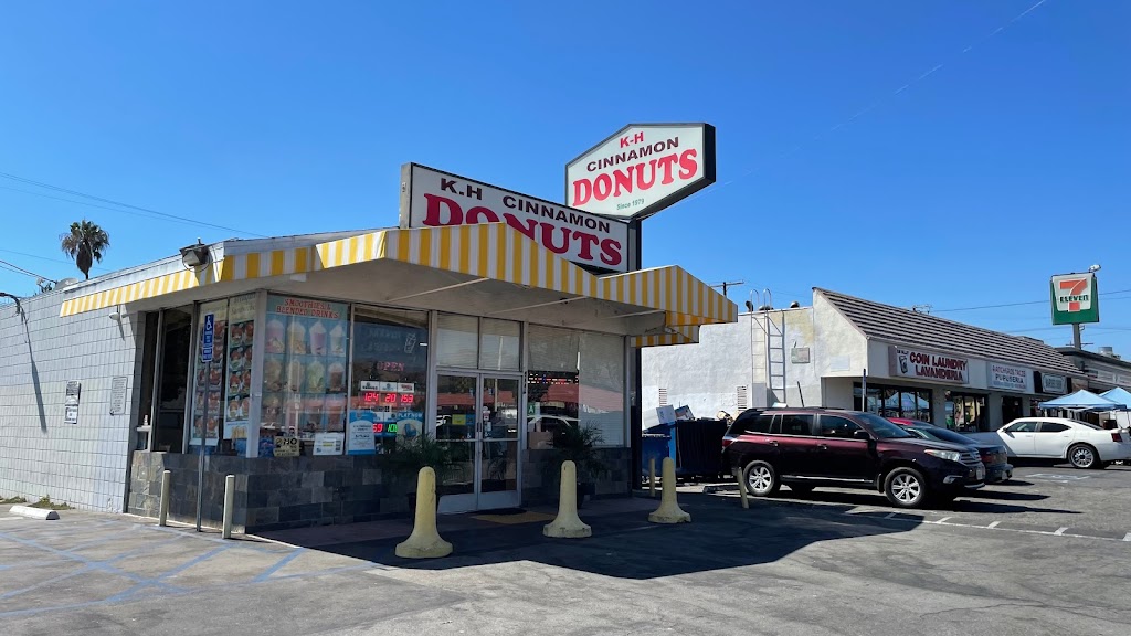 K H Cinnamon Donuts | 8441 Sunland Blvd, Sun Valley, CA 91352, USA | Phone: (818) 768-2845