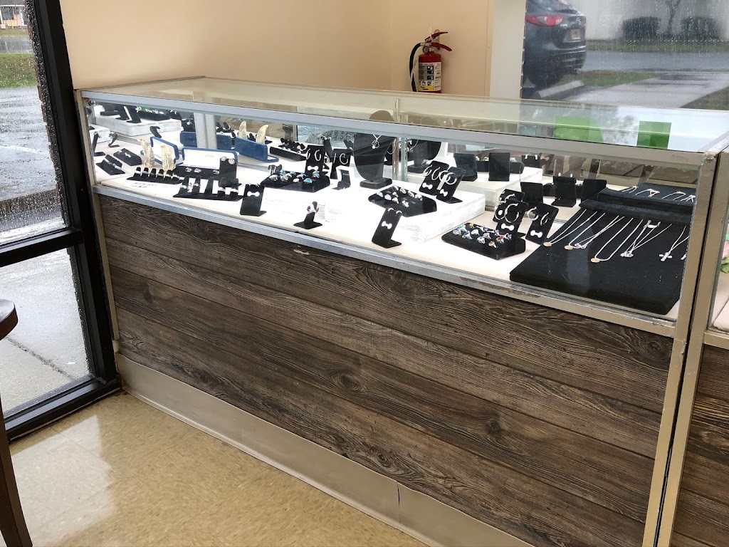 Devine Family Jewelry and Pawn | 115 W Belt Ave, Bushnell, FL 33513, USA | Phone: (352) 444-2058