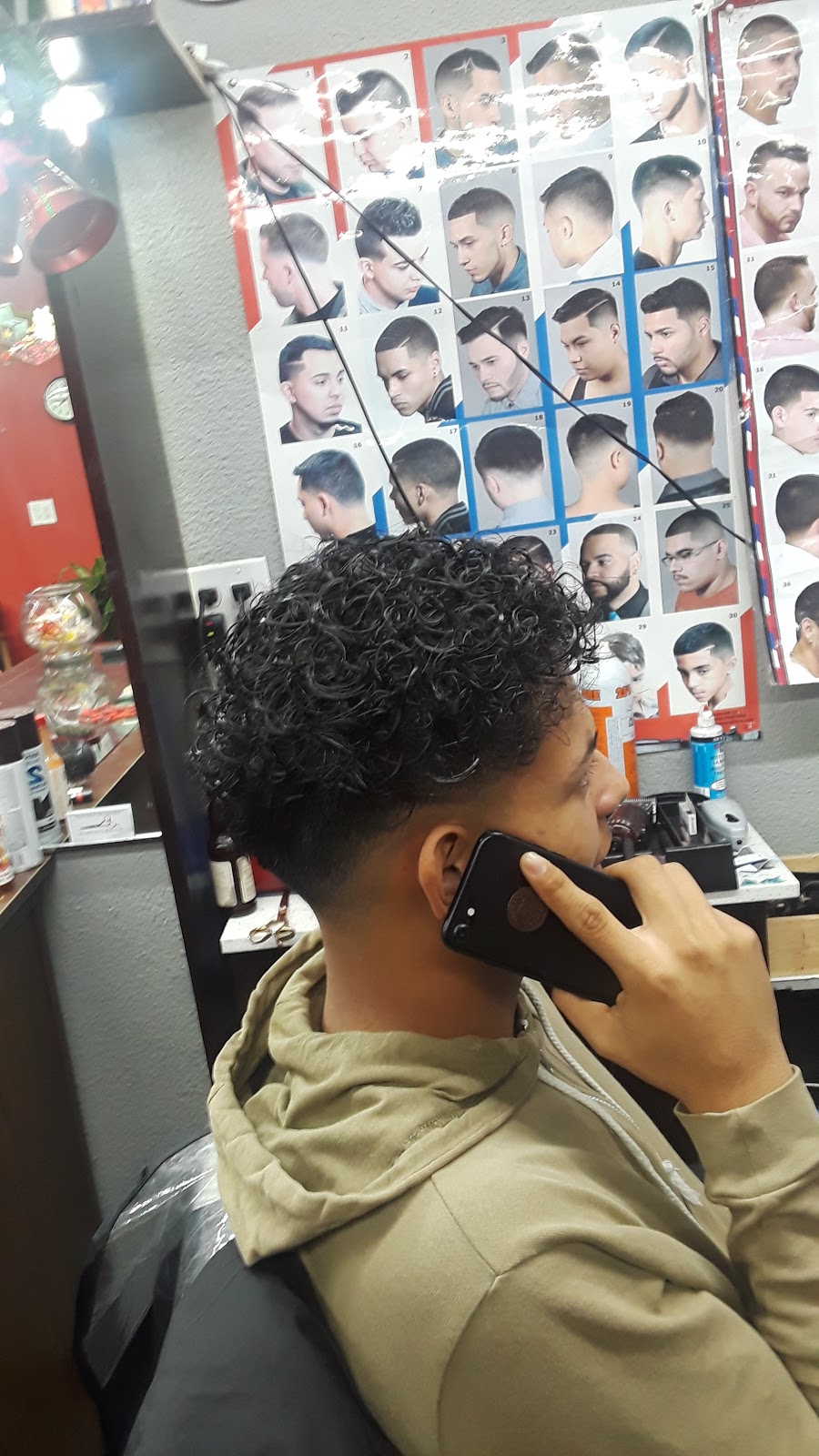 La Reyna Barbershop | 2800 Alabama Ave, Dallas, TX 75216, USA | Phone: (214) 912-8574