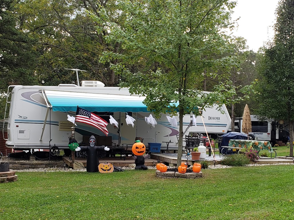 Jado Park Campground | 5603 Michigan Ave, Tipton, MI 49287 | Phone: (517) 431-2111