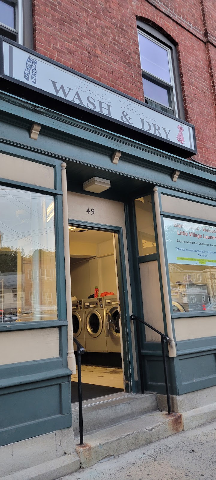 Little Village Laundry | 49 Aqueduct St, Ossining, NY 10562, USA | Phone: (914) 236-0910