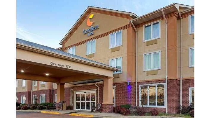 Comfort Inn | 2700, I-55 Service Rd, Marion, AR 72364, USA | Phone: (870) 739-2323