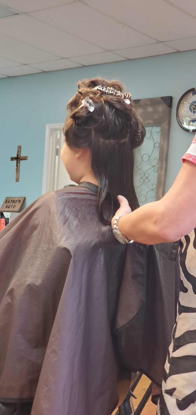 Kathys Kuts | 14026 FM 2100 # D, Crosby, TX 77532 | Phone: (281) 462-7040