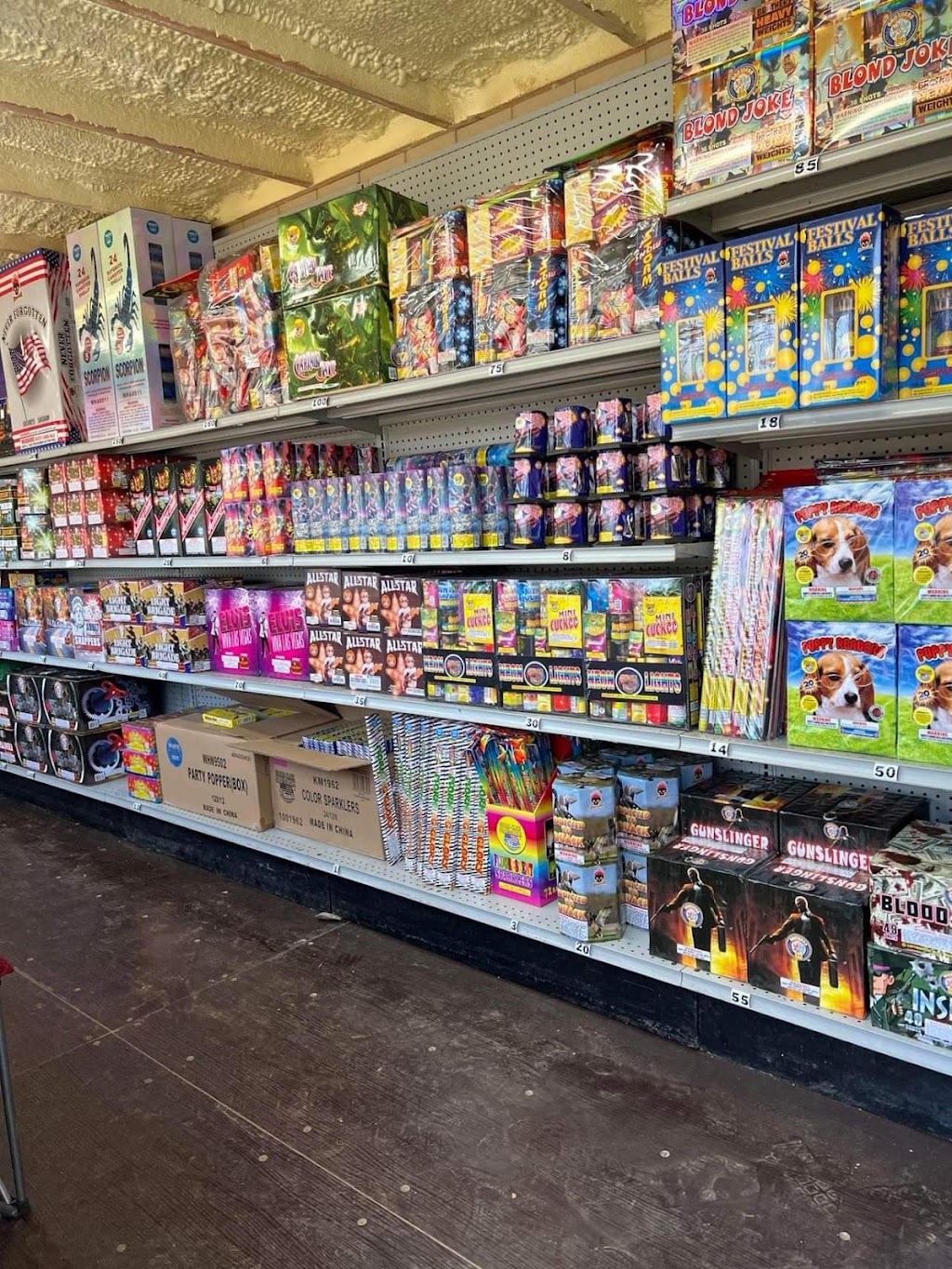 Shilling Fireworks | 209 County Rd 1248 Suite A, Whitney, TX 76692, USA | Phone: (972) 877-6620