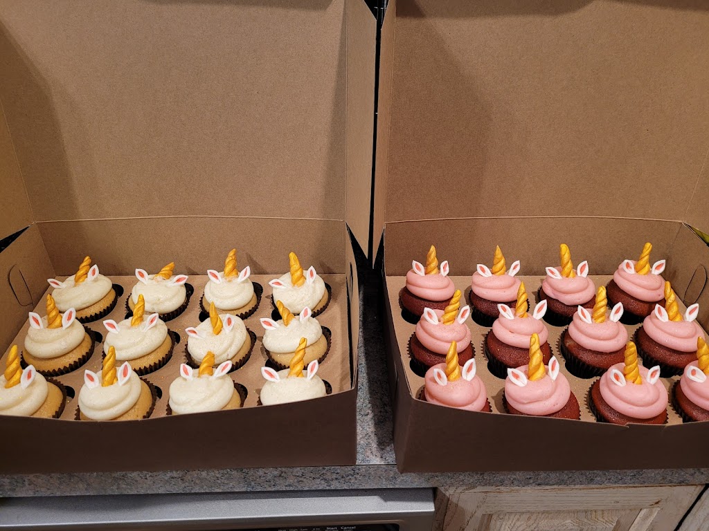 Frostings | 11331 W Broad St Suite 137, Glen Allen, VA 23060, USA | Phone: (804) 360-2712