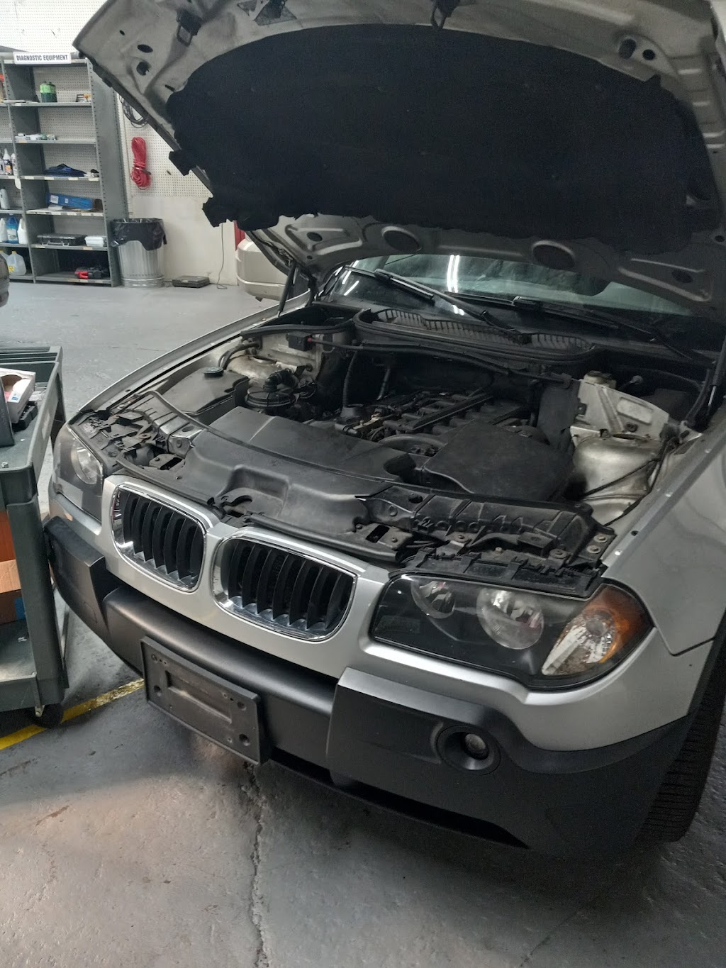 Mikes BMW Diagnostic & Repair | 659 E 25th St, Baltimore, MD 21218, USA | Phone: (443) 509-1015