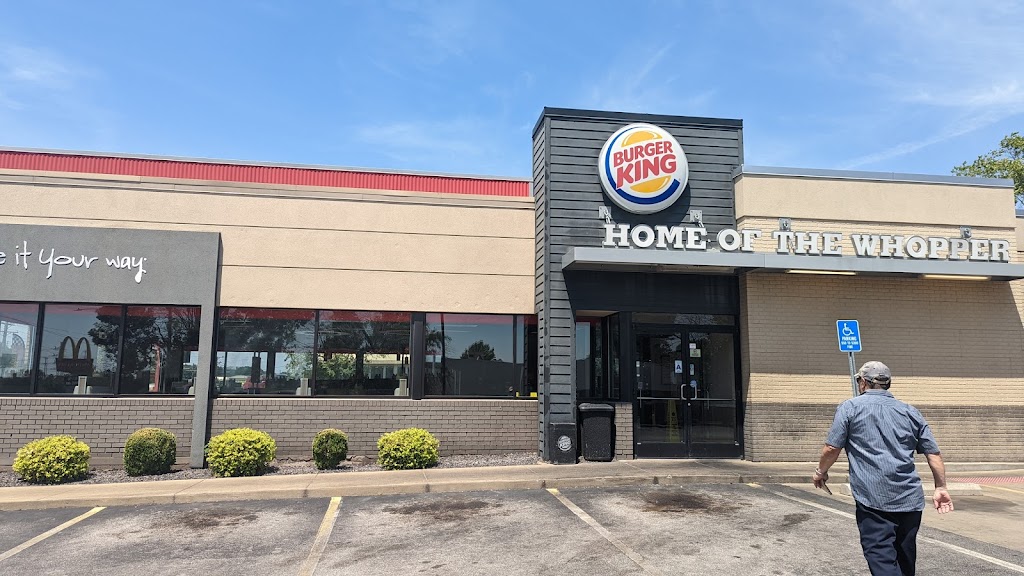 Burger King | 9203 Page Ave, Overland, MO 63114, USA | Phone: (314) 890-9620