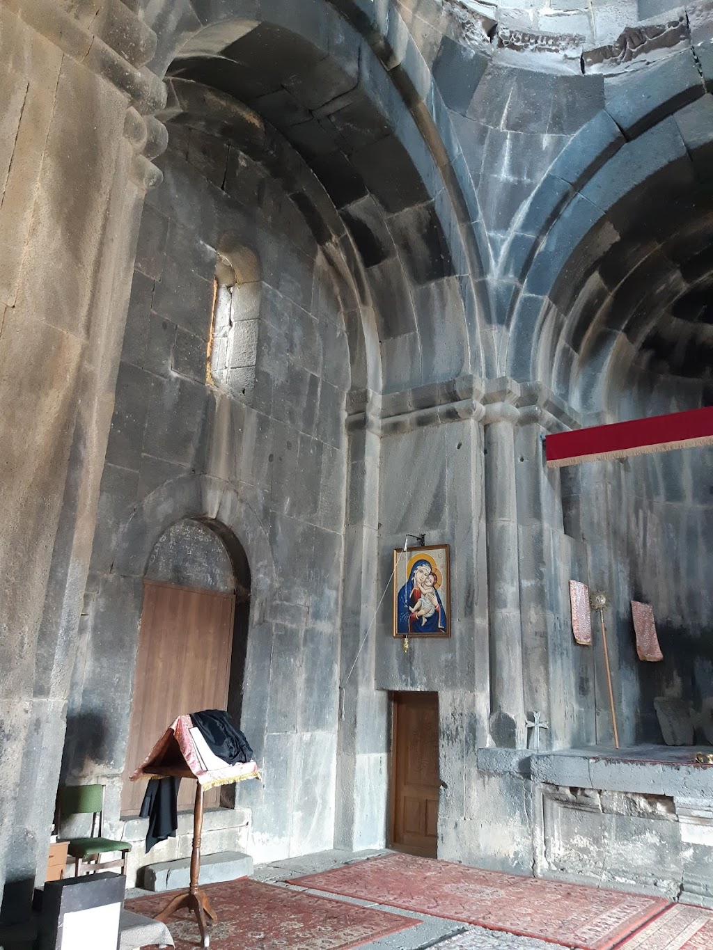 Vahramashen Church | 96QH+3CV, Amberd Road, Antarut, Armenia | Phone: 093 966059