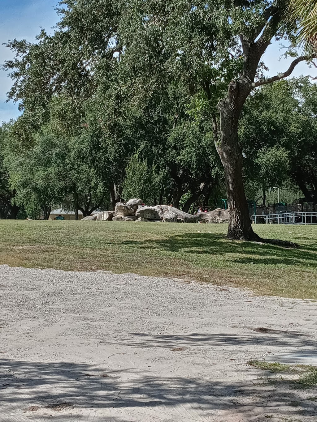 Frances Avenue Park | 5580 Frances Ave, New Port Richey, FL 34653, USA | Phone: (727) 841-4560