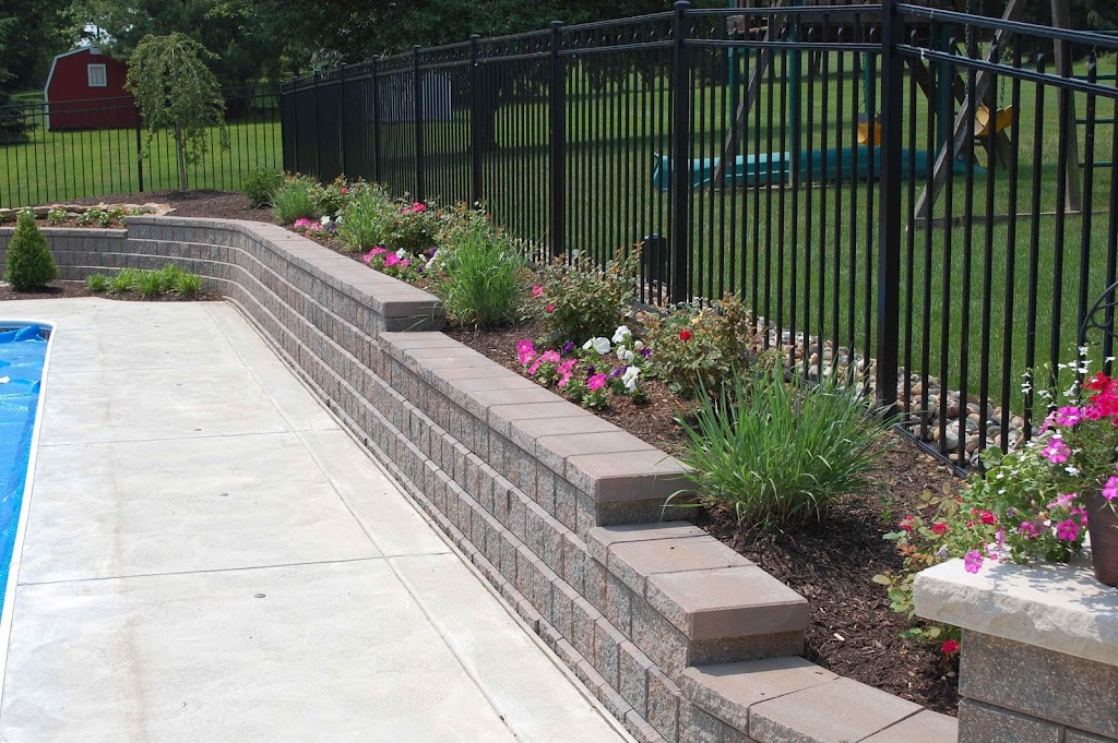 Professional Landscape Service | 1232 Mars-Evans City Rd, Mars, PA 16046 | Phone: (724) 538-0567