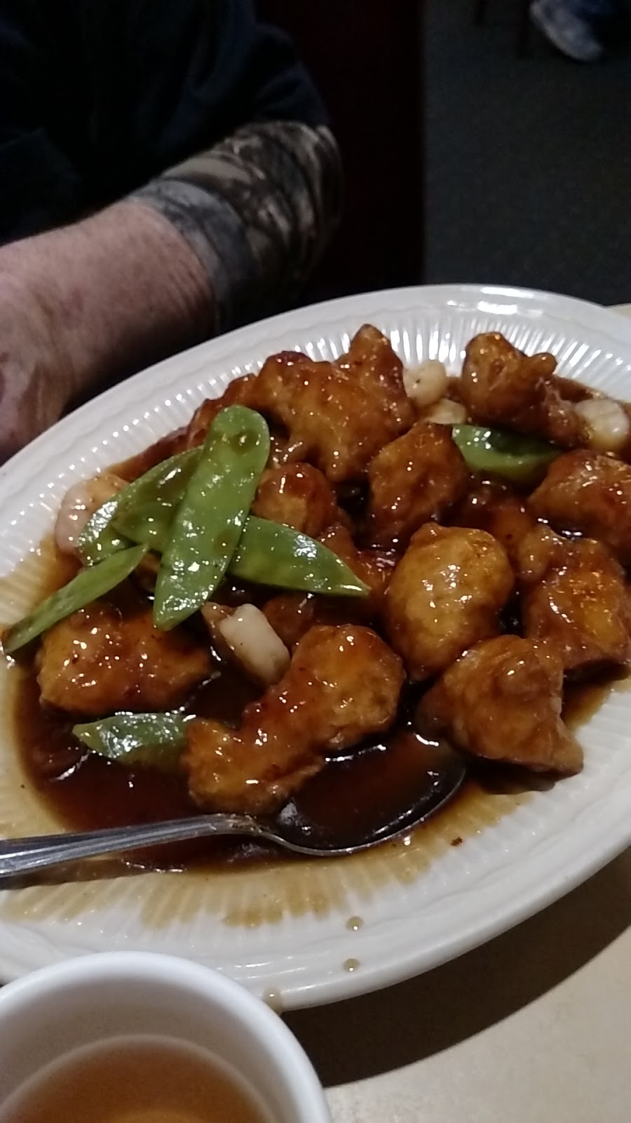 Wok Inn Dining | 44000 Hayes Rd, Clinton Twp, MI 48038 | Phone: (586) 263-7780