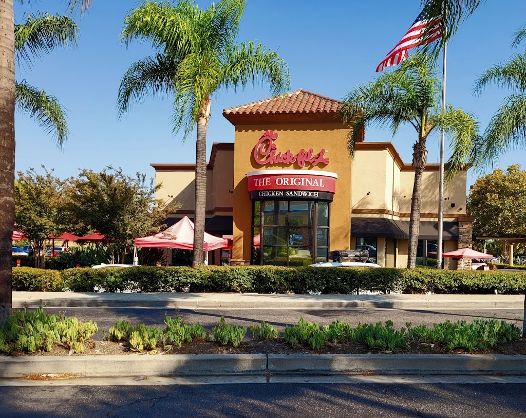 Chick-fil-A | 3640 Grand Ave, Chino Hills, CA 91709, USA | Phone: (909) 628-4000