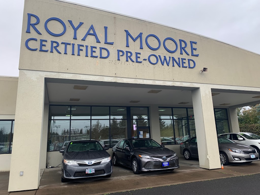 Royal Moore Pre-Owned | 2350 SE 44th Ave, Hillsboro, OR 97123, USA | Phone: (503) 648-0624