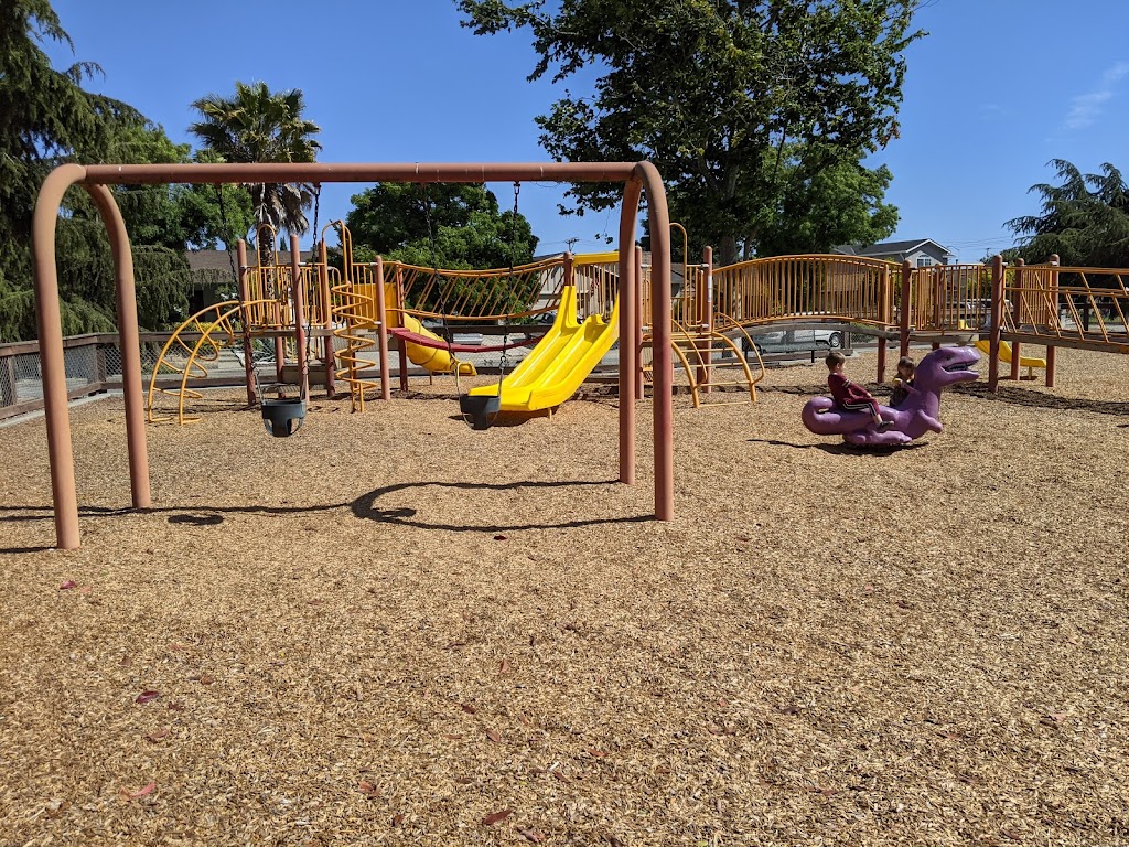 Mayhews Landings Park with Basketball Court | 36380 Cherry St, Newark, CA 94560, USA | Phone: (510) 578-4806