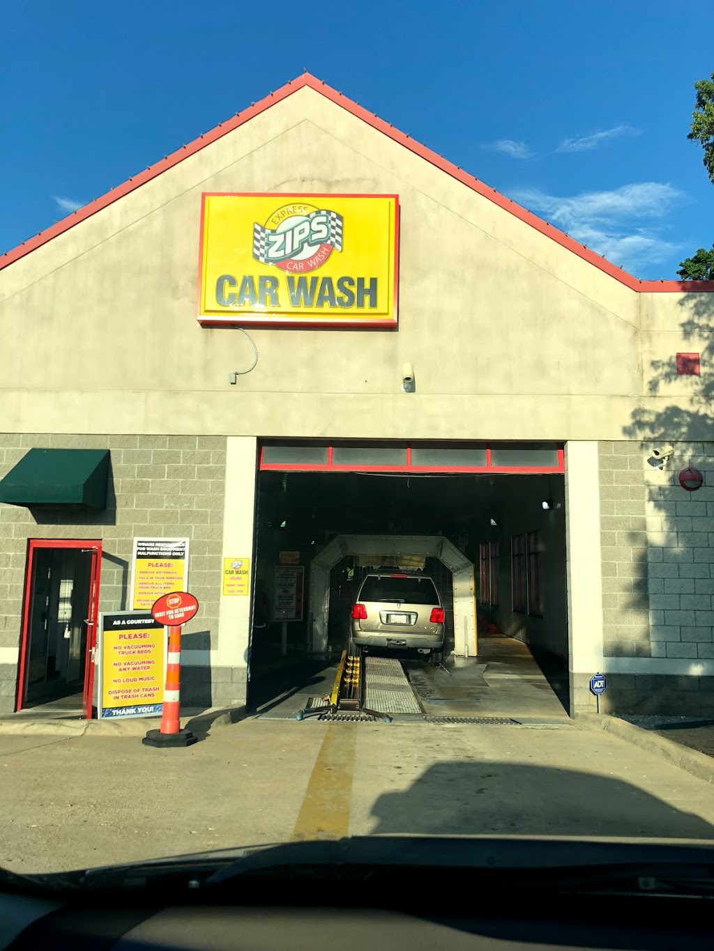 Zips Car Wash | 6810 Goodman Rd, Olive Branch, MS 38654, USA | Phone: (662) 890-9616