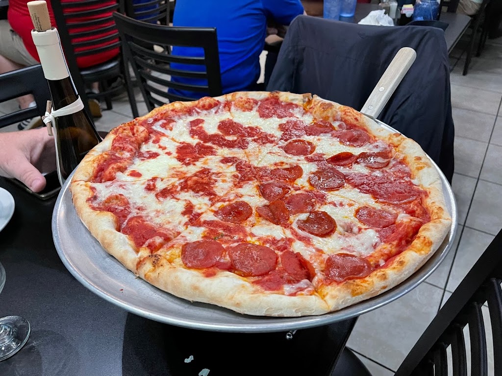 Anthonys Pizza and Pasta | 12989 US-70 BUS, Clayton, NC 27520, USA | Phone: (919) 550-3204