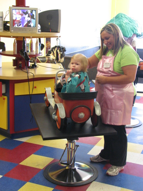 Cookie Cutters Haircuts for Kids | 4359 Morse Rd, Columbus, OH 43230, USA | Phone: (614) 428-9999