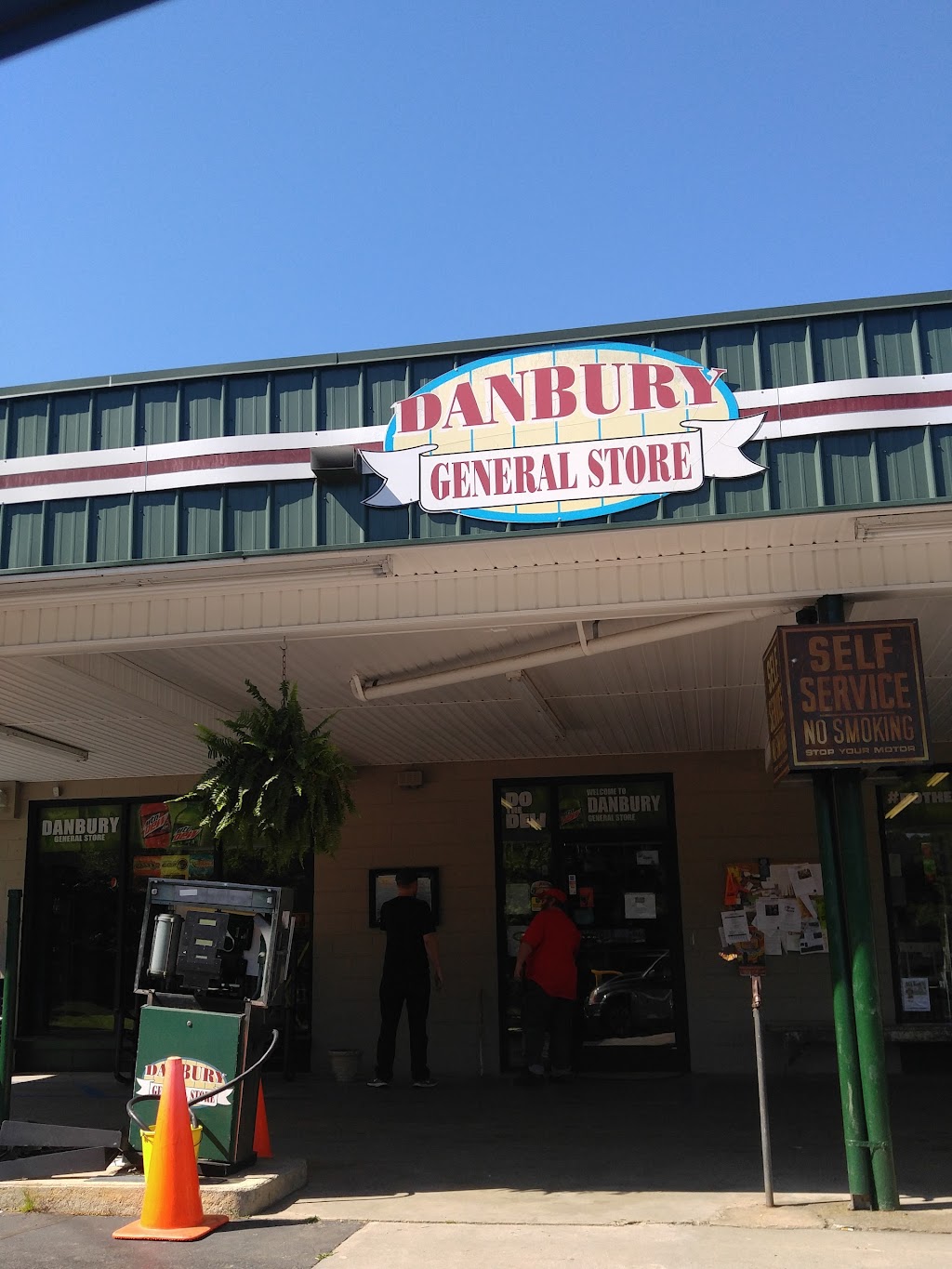 Danbury General Store | 201 Main St, Danbury, NC 27016, USA | Phone: (336) 593-8780