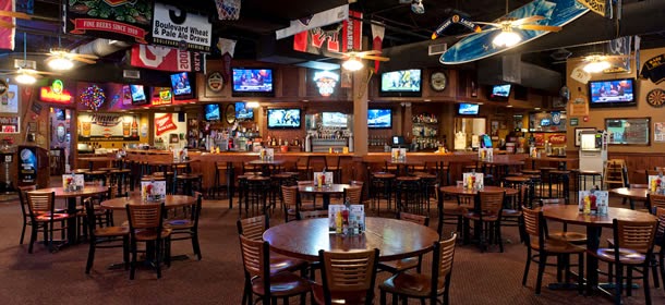 Tanners Bar & Grill | 22374 W 66th St, Shawnee, KS 66226, USA | Phone: (913) 745-8100