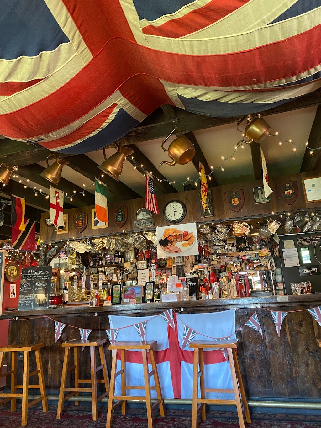 Kings Head British Pub | 6460 US-1, St. Augustine, FL 32095, USA | Phone: (904) 823-9787