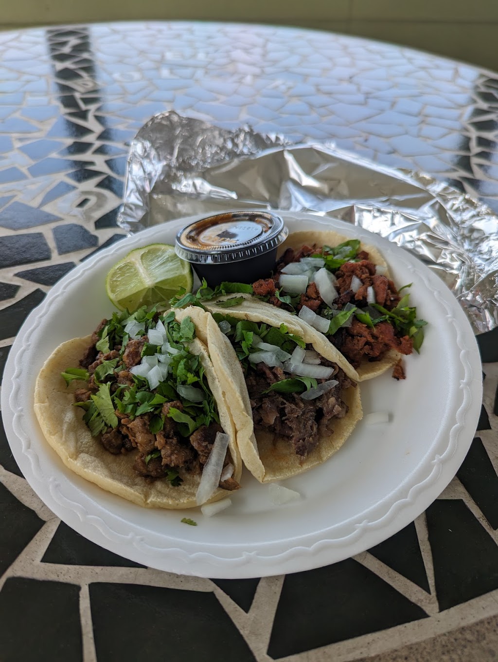 El Dollar Taqueria | 14820 Aloma St, Lost Hills, CA 93249, USA | Phone: (661) 900-6425