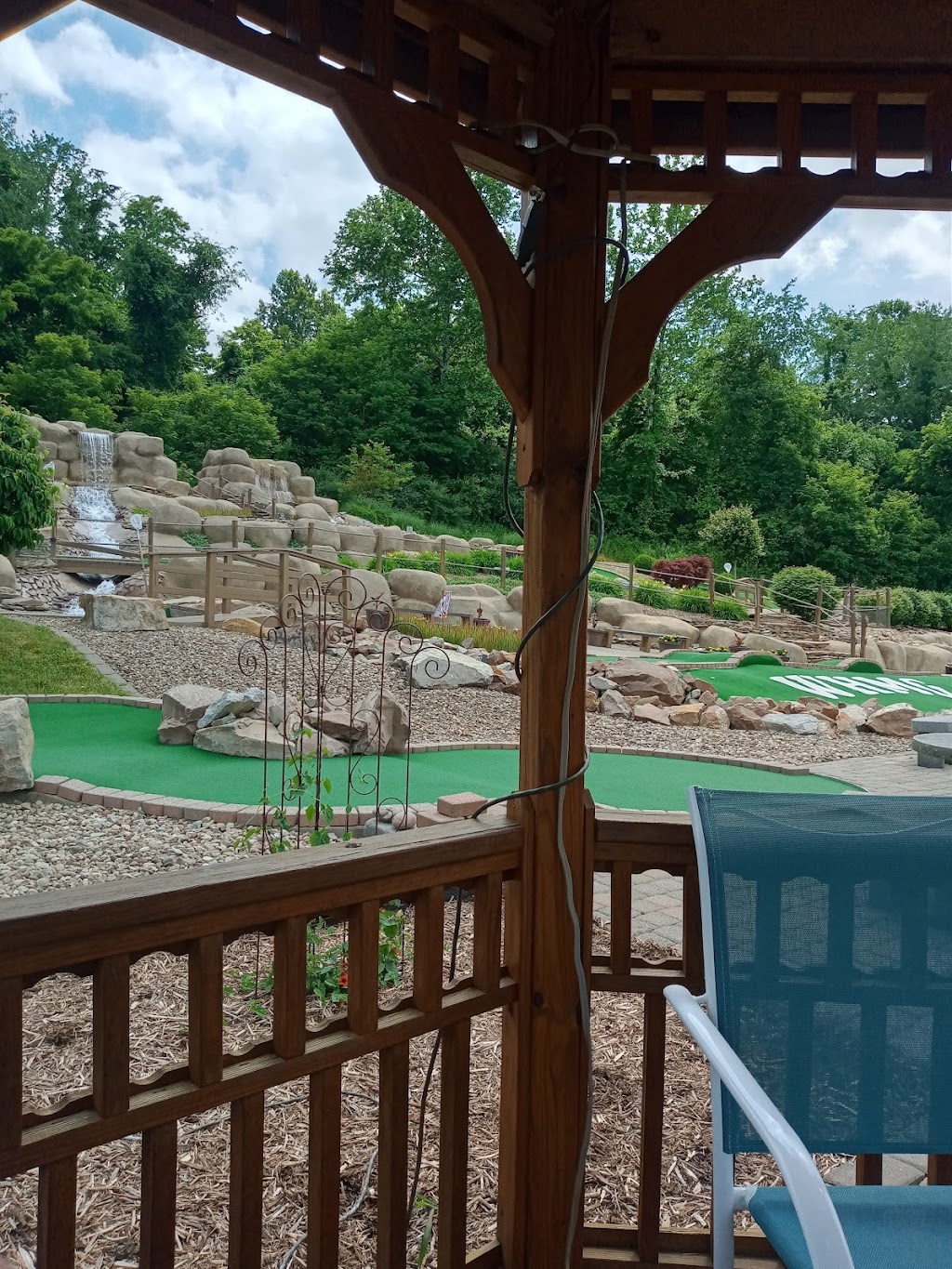 Walnut Hill Miniature Golf | 1285 Farm Rd, Uniontown, PA 15401, USA | Phone: (724) 437-3005