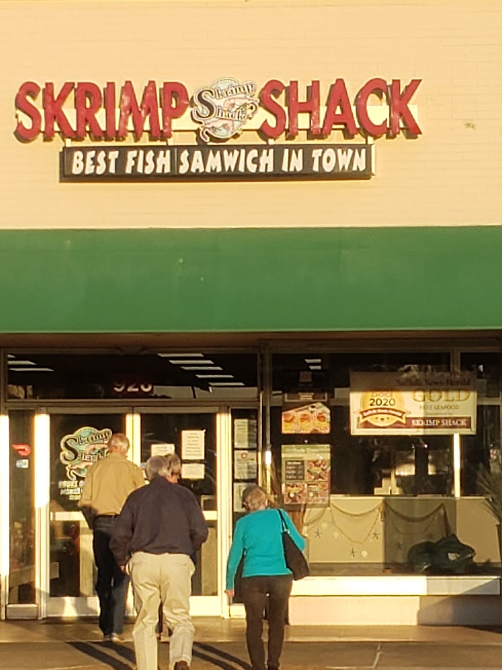 Skrimp Shack | 926 N Main St #7, Suffolk, VA 23434, USA | Phone: (757) 809-1970