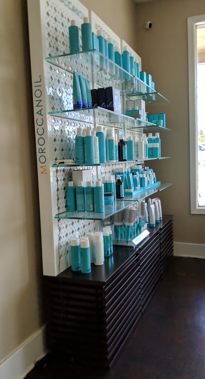 Salon Madeline | 804 Crescent Ave, Lockport, LA 70374, USA | Phone: (985) 242-3181