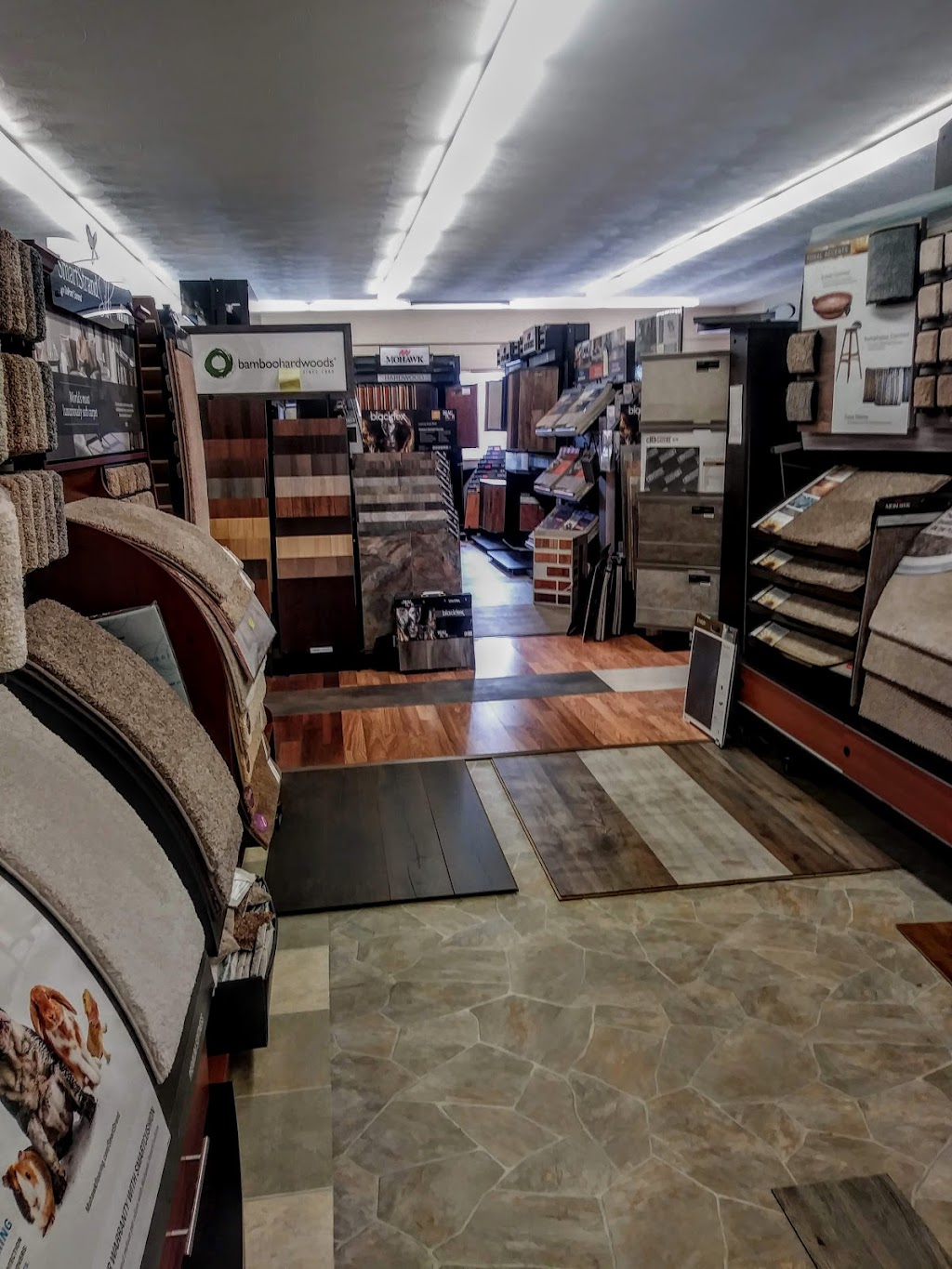 Carpet Mill Outlet | 2941 Military Rd, Niagara Falls, NY 14304, USA | Phone: (716) 297-7705