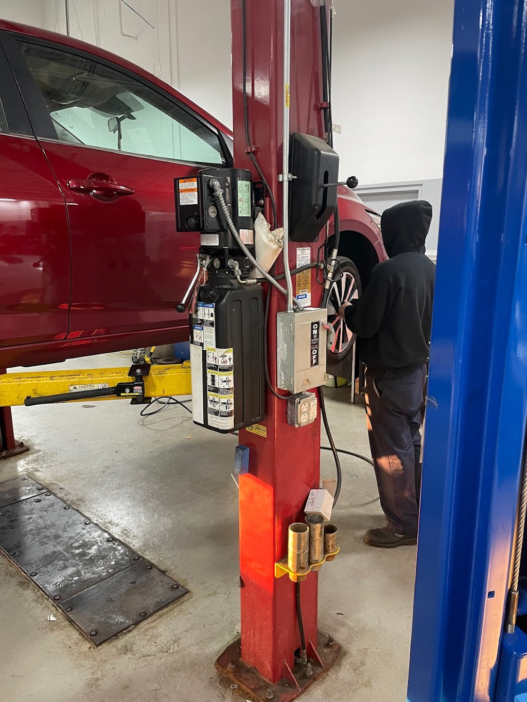 Hawkinson Express Service | 5529 Auto Ct, Matteson, IL 60443 | Phone: (708) 998-5613