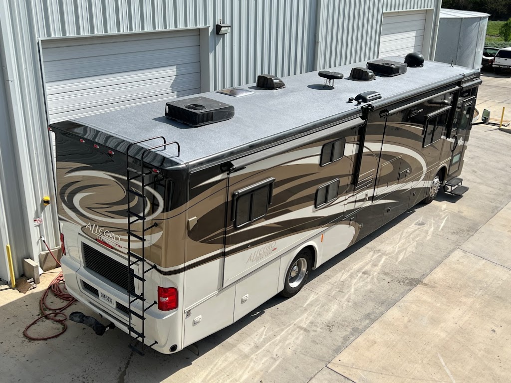 Elite RV Roof and Collision | 3800 Haslet-Roanoke Rd #16, Roanoke, TX 76262, USA | Phone: (682) 802-9619