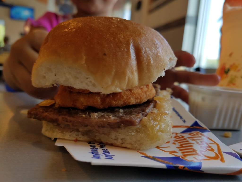 White Castle | 78 Hilltop Village Center Dr, Eureka, MO 63025, USA | Phone: (636) 938-1137