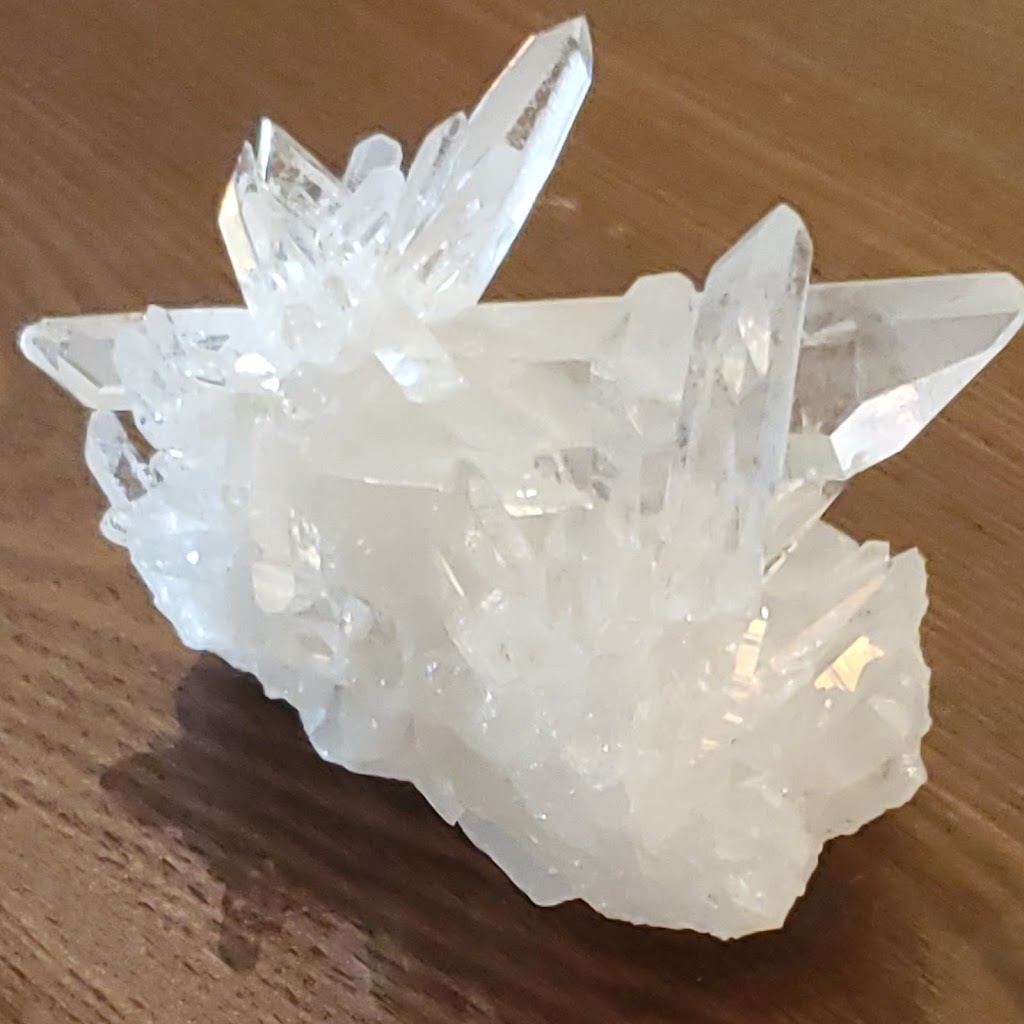 KM Crystals | 3006 Lincoln Blvd, Santa Monica, CA 90405, USA | Phone: (310) 775-1285