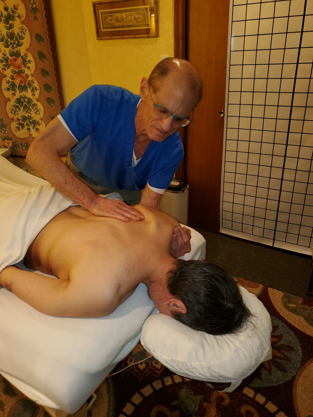 The Right Massage Therapy | 9 Park St, Edgewater, NJ 07020, USA | Phone: (201) 966-5015