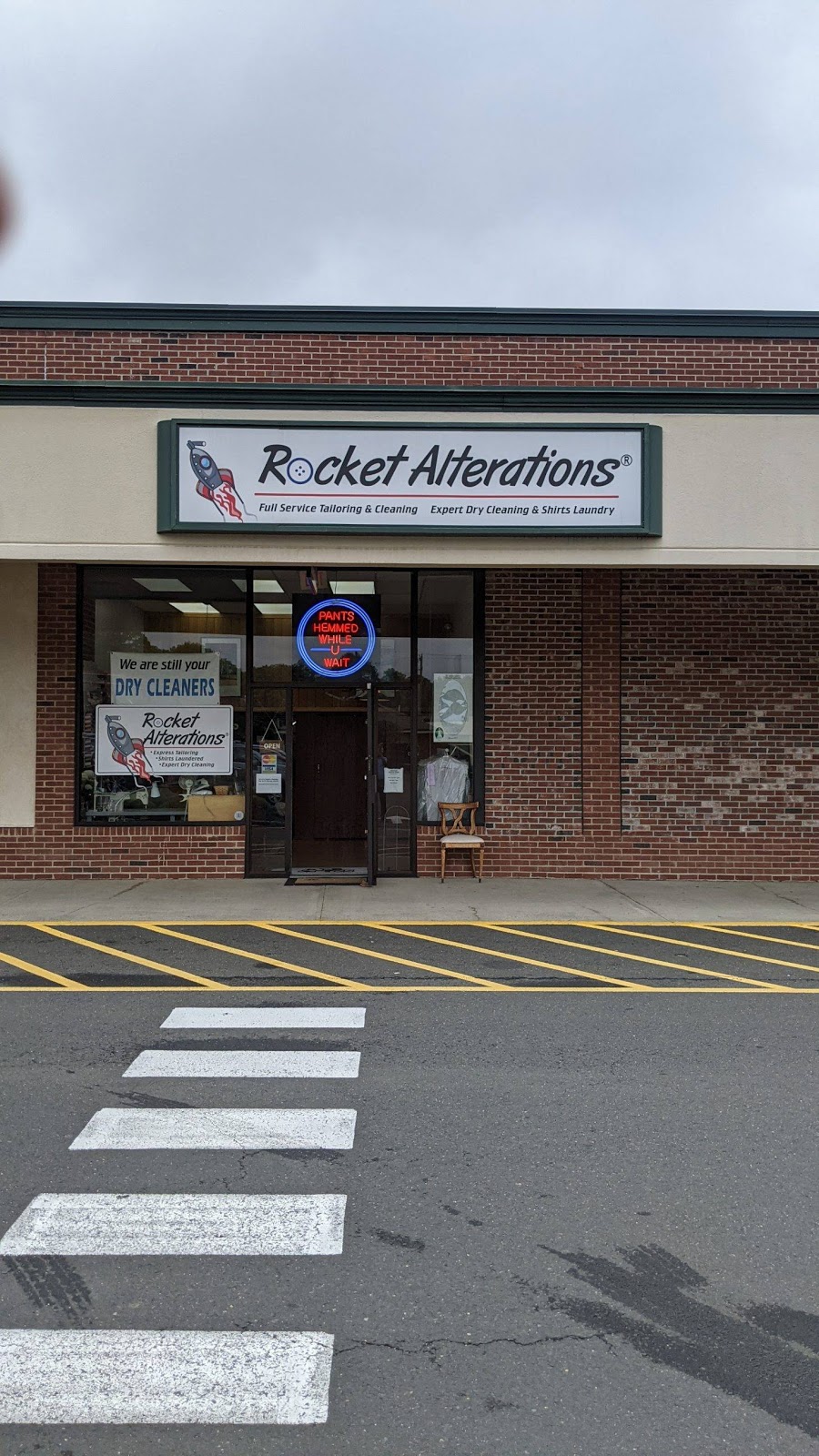 Rocket Alterations: Newfield | 597 Newfield Ave, Stamford, CT 06905, USA | Phone: (203) 323-0026