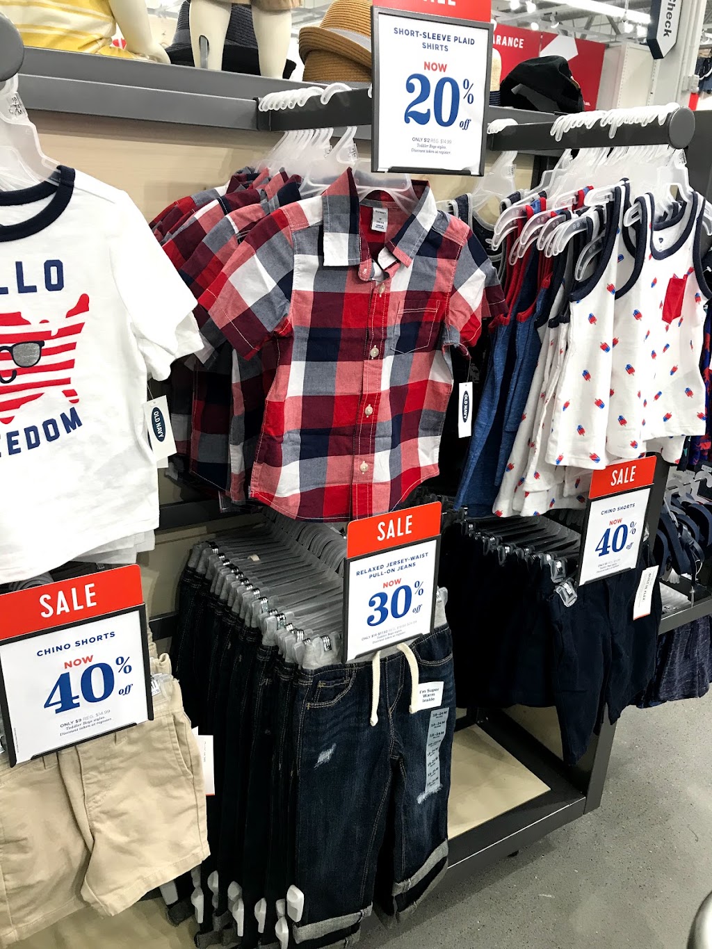 Old Navy | 136 Grand Hill Pl Space No. 207, Holly Springs, NC 27540, USA | Phone: (919) 567-1182