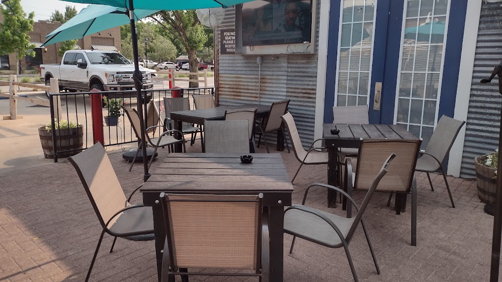 Chill Bar & Grill Grapevine | 814 S Main St, Grapevine, TX 76051 | Phone: (817) 310-0004