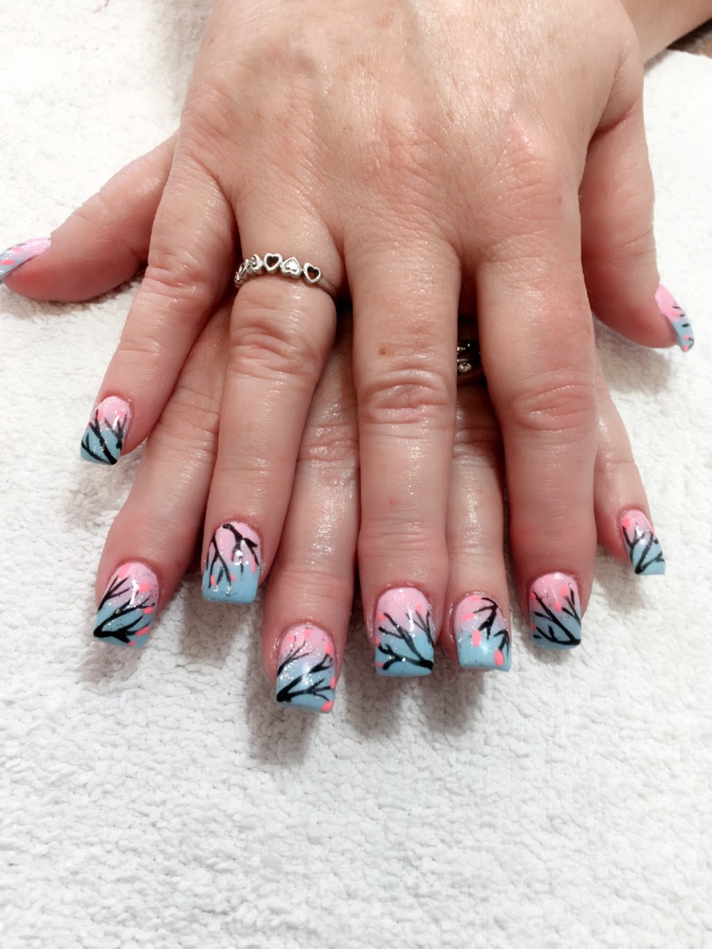 Gorgeous Nails ( nails, waxing, threading , eyelash extensions ) | 4120 Dale Rd # J5, Modesto, CA 95356, USA | Phone: (209) 543-3858
