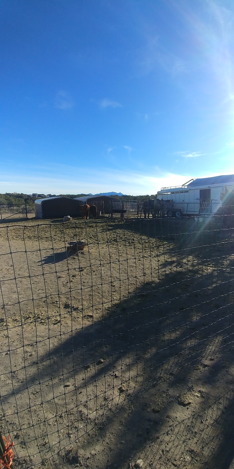 Lone Butte Stable | 68 Bonanza Creek Rd, Santa Fe, NM 87508, USA | Phone: (505) 473-9384