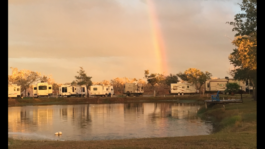 Big Fish RV Park | 450 State Highway 35 Bypass, Rockport, TX 78382, USA | Phone: (361) 727-9211