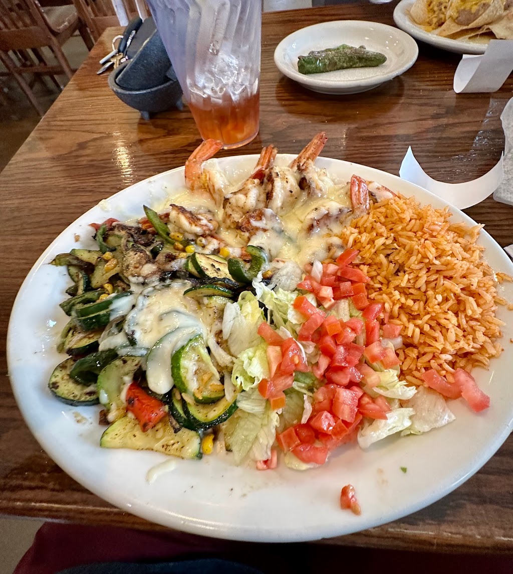 Miguelitos Mexican Restaurant | 1521 E McCart St, Krum, TX 76249, USA | Phone: (940) 482-7007