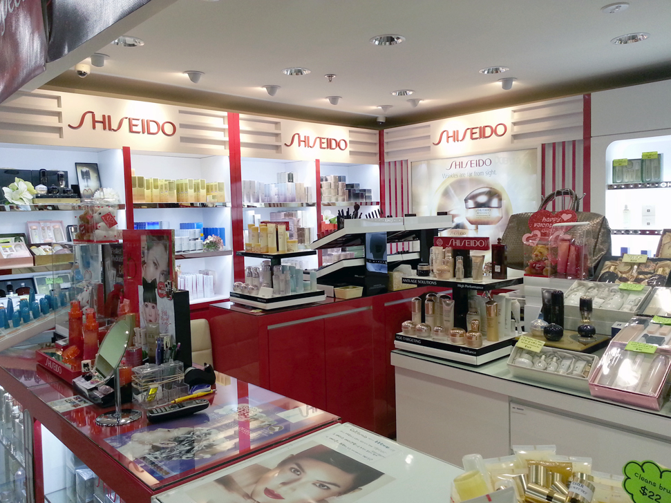Anais Cosmetics-Fullerton | 1701 W Orangethorpe Ave #103, Fullerton, CA 92833, USA | Phone: (714) 449-1800