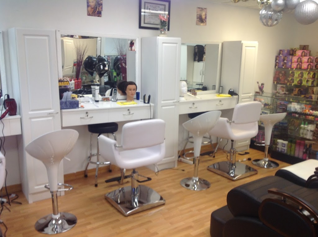 Crowning Glory Beauty Salon and Braiding | 1570 Century Point #1, Eagan, MN 55121, USA | Phone: (612) 483-0358