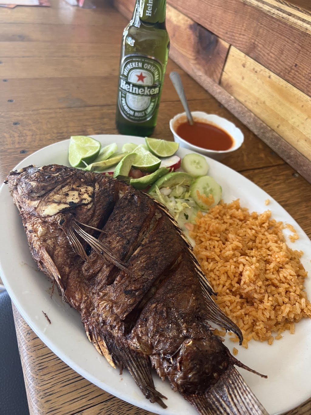 Lindo Acapulco | 3627 Rosecrans Ave, Hawthorne, CA 90250, USA | Phone: (310) 978-4958