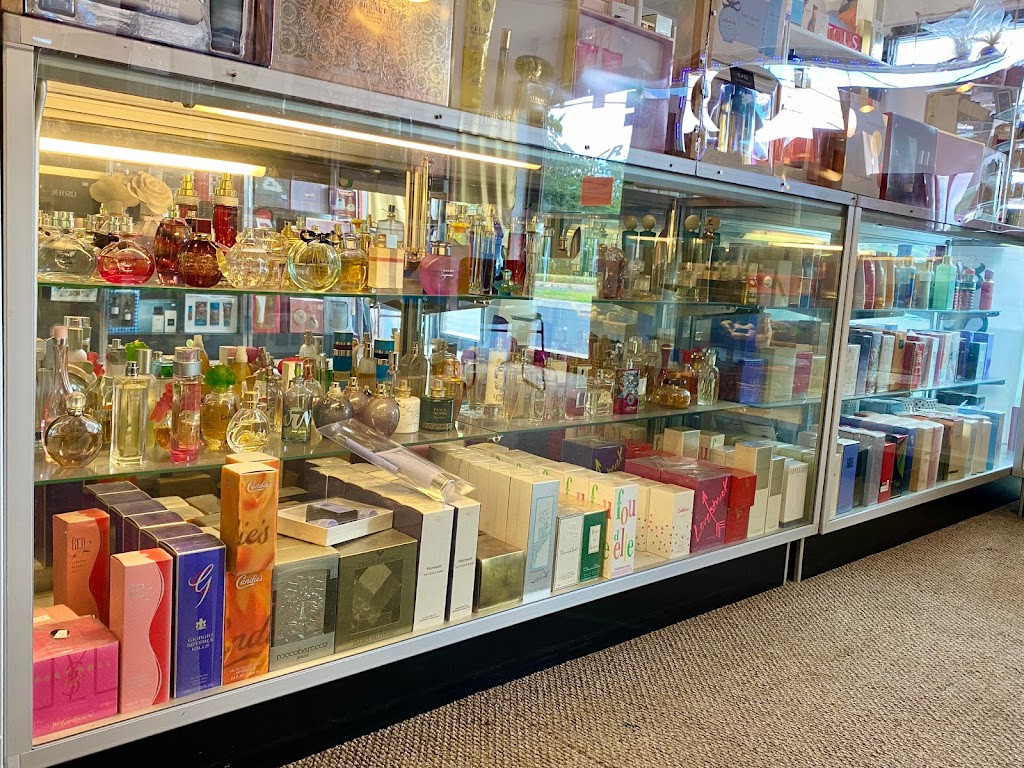 His & Her Fragrances | 415 US-9 South, Englishtown, NJ 07726, USA | Phone: (732) 972-0576