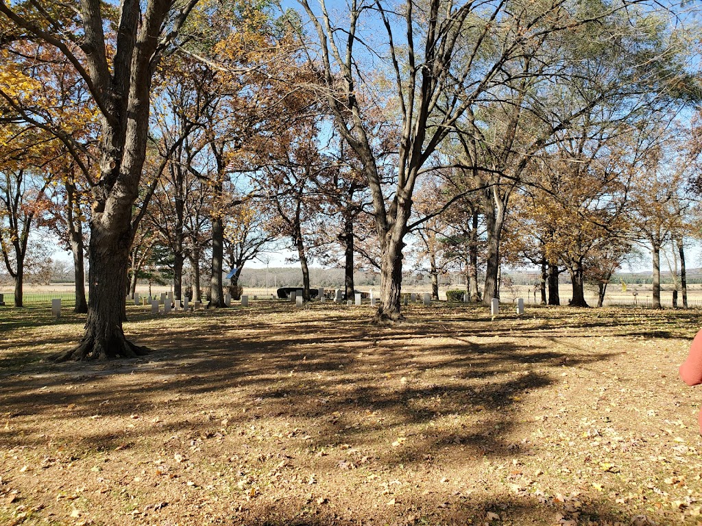 Fort Winnebago Cemetery | Highway EE, Portage, WI 53901, USA | Phone: (414) 382-5300