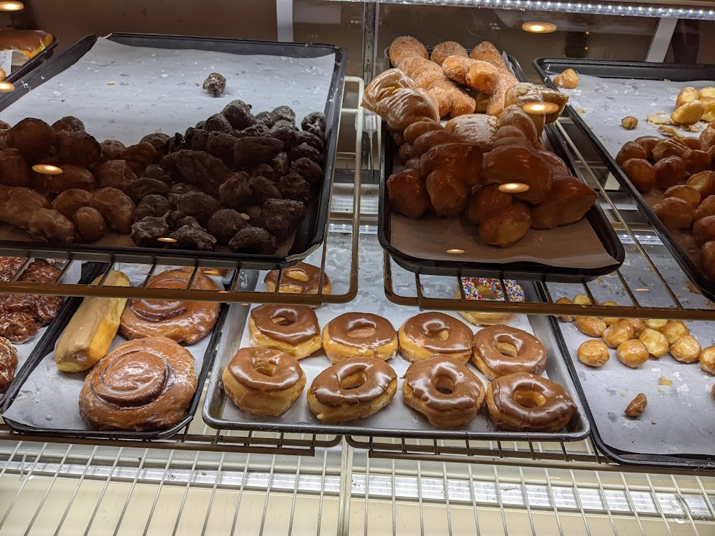 Poppys Bakery | 865 Wilkinson Blvd A, Frankfort, KY 40601, USA | Phone: (502) 875-5535