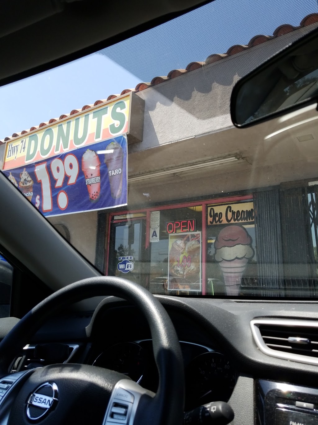 Highway 74 Donuts | 540 W 4th St #3, Perris, CA 92570, USA | Phone: (951) 657-9034