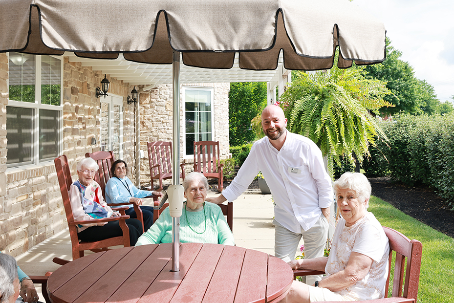 Hudson Grande Senior Living | 5400 Darrow Rd, Hudson, OH 44236, USA | Phone: (330) 653-9170